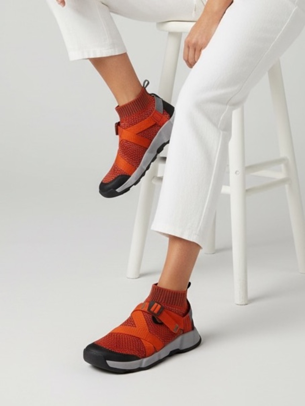 Chaco Orange Knit Strap Women Sneaker Boot Walking Hiking Size 7 New